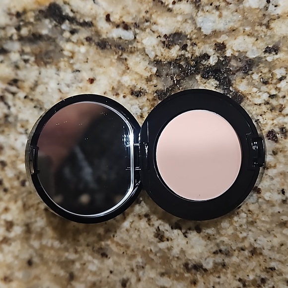 Porcelain Bisque Corrector Bobbi Brown - Picture 8 of 8
